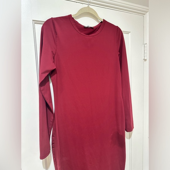 Zara dark burgundy long sleeve crewneck midi bodycon dress - Picture 5 of 8